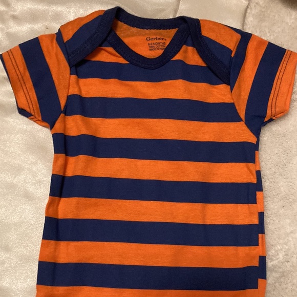 Gerber’s Short sleeve 6-9 navy and orange onesie - Picture 5 of 12